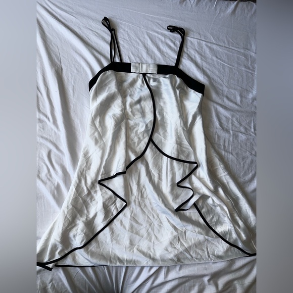 Kate Spade Black and White “Dream a Little Dream” dress size Small - Picture 4 of 7